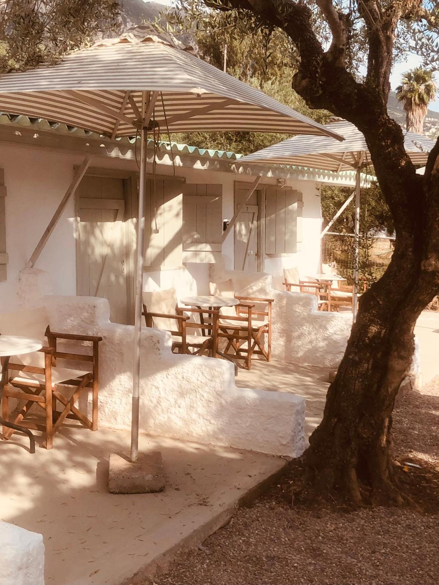 Barreira Beachfront Rooms 6 卡拉马塔 外观 照片